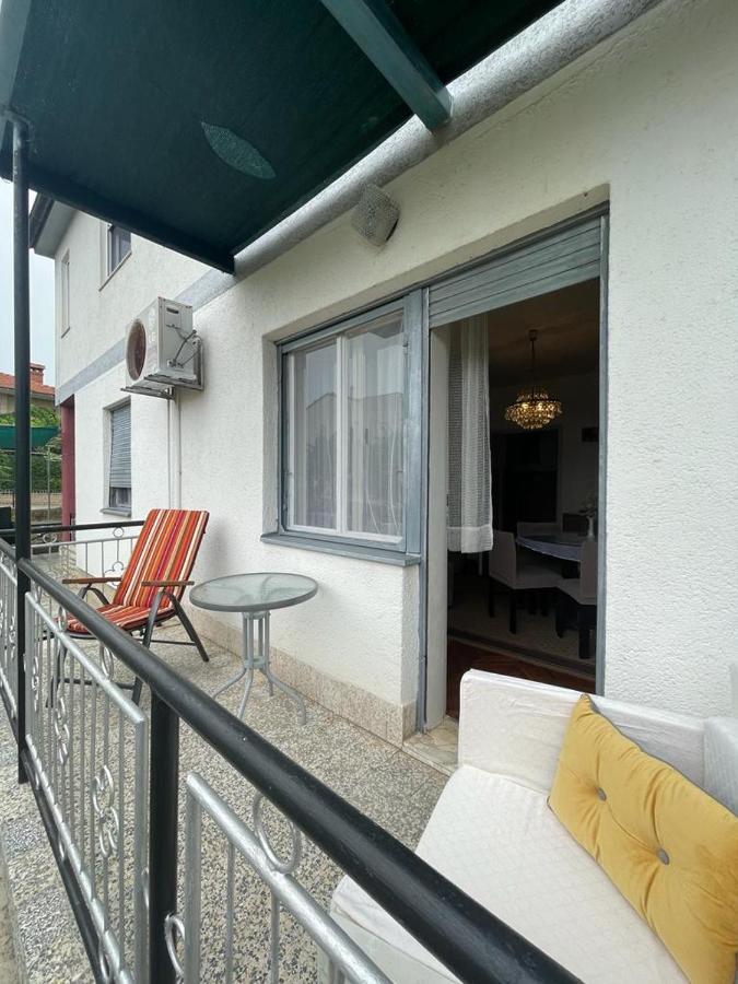 Apartman Pčelica Apartment Pula Exterior foto